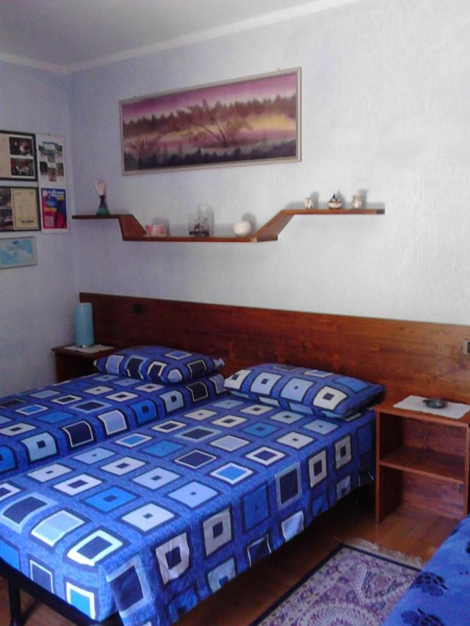 Les Hirondelles Bed and Breakfast Fenis Εξωτερικό φωτογραφία