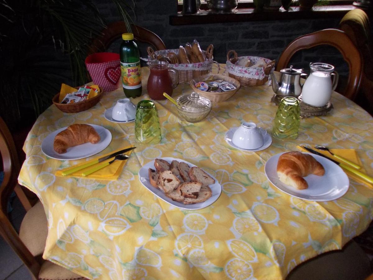 Les Hirondelles Bed and Breakfast Fenis Εξωτερικό φωτογραφία